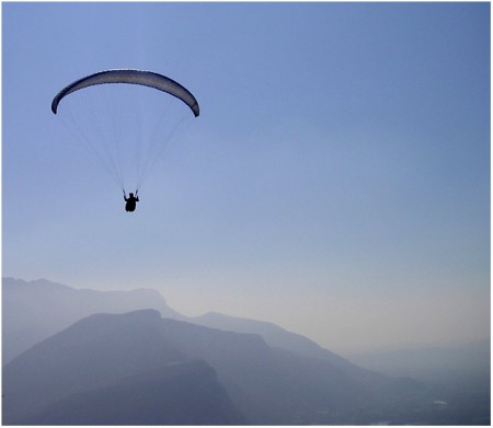 S'asseoir sur les montagne