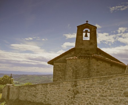 La chapelle dans le soir