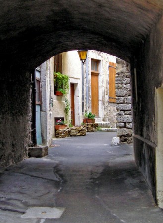 Saillans, ruelle 8